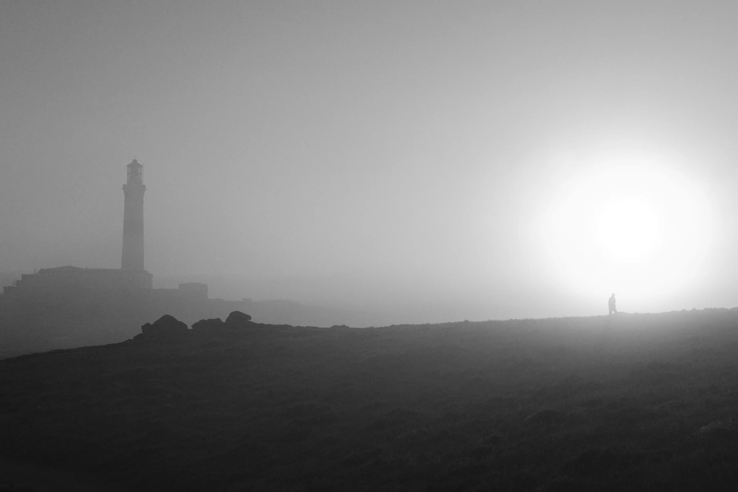 Le phare dans la brume, Ouessant, juillet 2026
